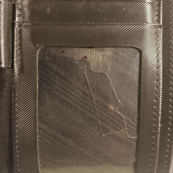 Vintage Dooney and Bourke Black Croc Embossed Leather Tri-fold Wallet - Picture 5 of 9